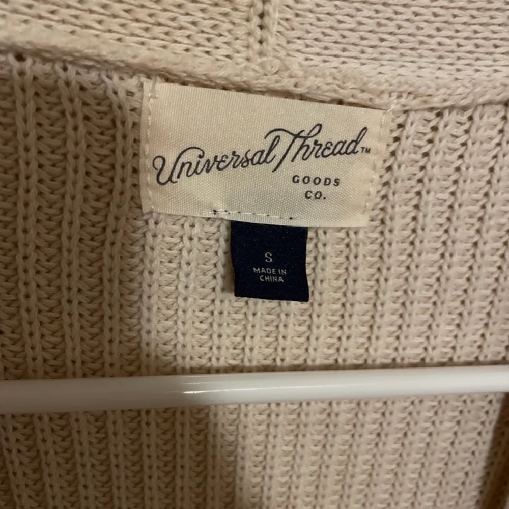 Cardigan - Picture 2 of 3